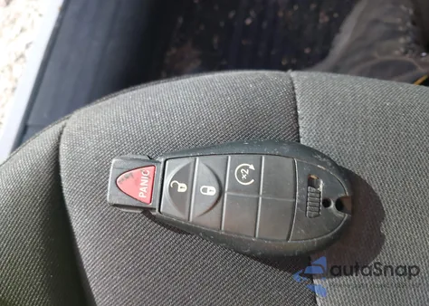 2017 Jeep Cherokee Latitude 4X4 from USA, damaged, VIN 1C4PJMCS2HW583857